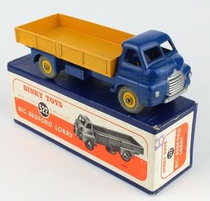 Dinky 552 w705