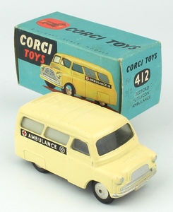 Corgi 412 bedford ambulance x725