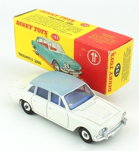 Dinky 135 triumph 2000 promional x768