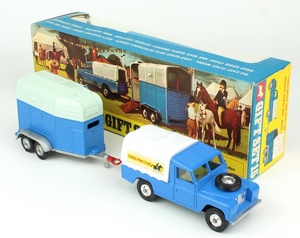 Corgi gift set 15 landrover rice's horse box x910a.