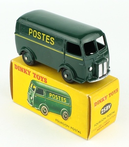 French dinky 25bv peugeot postal van postes yy380