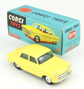 Corgi 207m standard vanguard saloon yy442