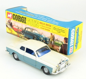 Corgi 273 rolls royce silver shadow yy461