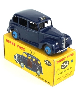 Dinky 254 austin taxi yy475