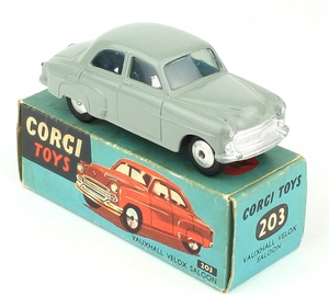 Corgi 203 vauxhall velox grey yy515