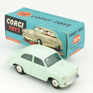 Corgi 202m morris cowley saloon yy581