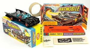 Corgi toys batmobile yy656