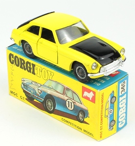 Corgi toys 345 mgc gt yy715