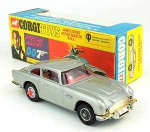 Corgi toys 270 james bond aston martin db5 yy795