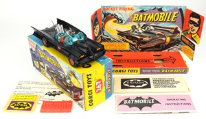 Corgi gift set 267 batmobile yy798