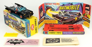 Corgi toys 267 batmobile yy894