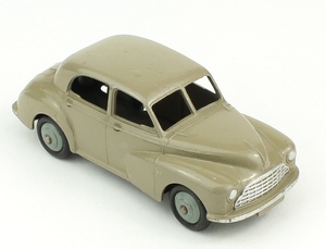 Dinky toys 40g morris oxford yy997