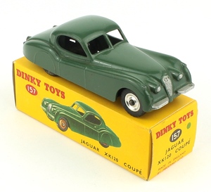 Dinky toys 157 jaguar xk120 zz212