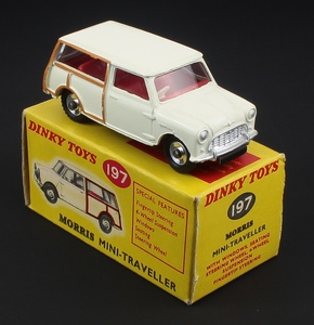 Dinky toys 197 morris mini traveller zz220