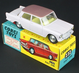 Corgi toys 232 fiat 2100 zz251