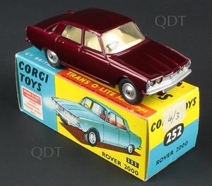 Corgi toys 252 rover 2000 zz358