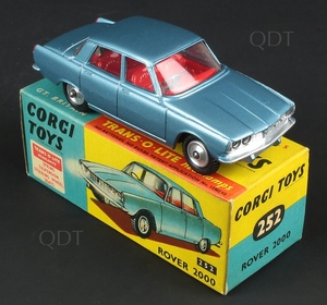 Corgi toys 252 rover 2000 zz424a