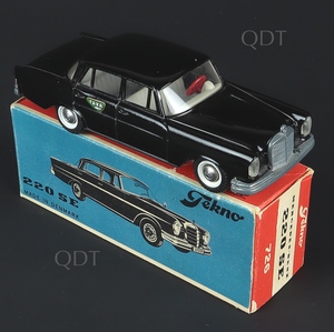 Tekno models 726 mercedes 220se zz485