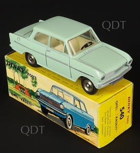 Dinky toys french 540 opel kadett w789