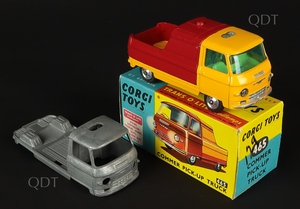 Corgi toys 465 commer pick up zz540