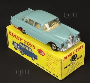 Dinky toys 186 mercedes benz 220 se zz766