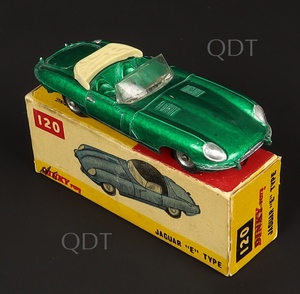 Nicky dinky toys 120 e type jaguar zz829