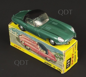 Nicky dinky toys 120 e type jaguar zz877