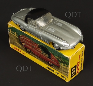 Nicky dinky toys 120 e type jaguar zz878