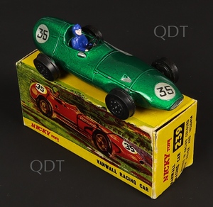 Nicky dinky toys 239 vanwall racer zz876