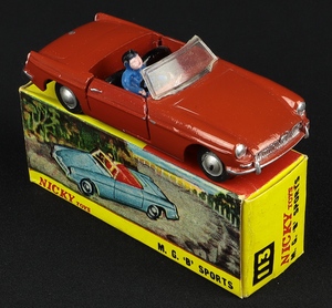 Nicky dinky toys 113 mgb sports aa58