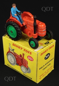 Dinky toys 301 field marshall tractor aa150