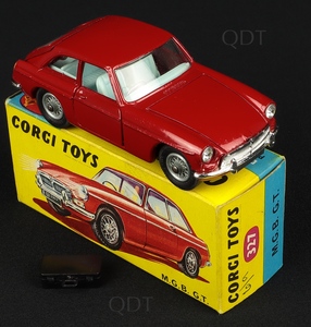 Corgi toys 327 mgb gt aa161