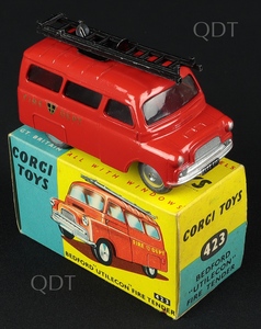 Corgi toys 423 bedford utilecon fire tender aa271