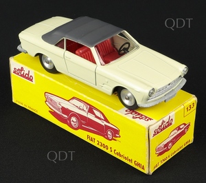 Solido models 133 fiat 2300 s cabriolet w541