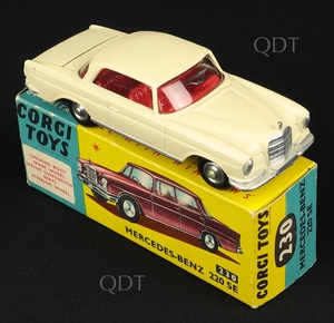 Corgi toys 230 mercedes benz 220 se aa445