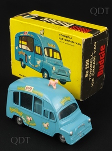 Budgie models 290 tonibell ice cream van bedford aa679