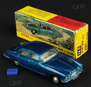 Nicky dinky toys 142 jaguar mark x saloon aa890