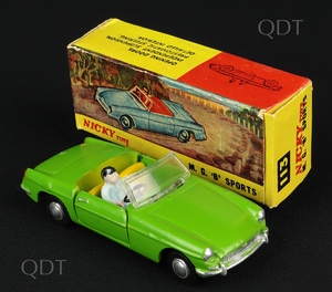 Nicky dinky toys 113 mgb sports bb16