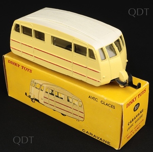 French dinky toys 811 caravan bb64