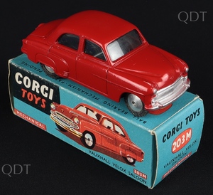 Corgi toys 203m vauxhall velox saloon bb287