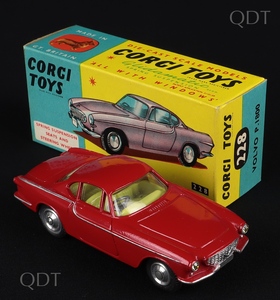 Corgi toys 258 volvo p1800 bb323