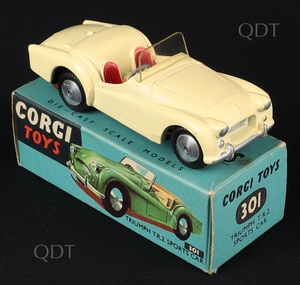 Corgi toys 301 triumph tr2 sports car bb494