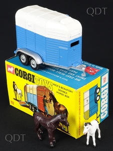 Corgi toys 112 rice's double horse box bb685