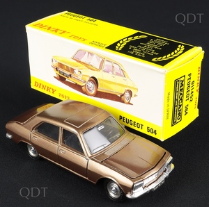 French dinky toys 011452 peugeot 204 bb573