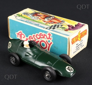 Crescent toys 1293 vanwall grand prix racing car bb745