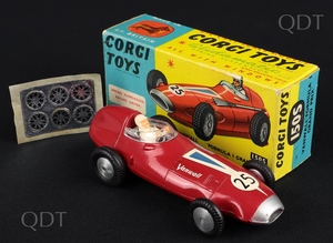 Corgi toys 150s vanwall formula 1 grand prix racing v car bb752