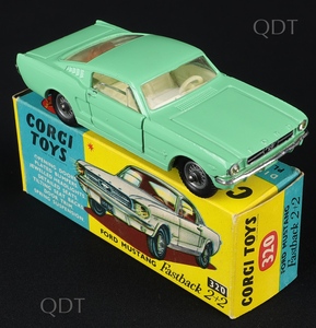 Corgi toys 320 ford mustang fastback bb919