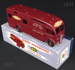 Dinky supertoys 981 horse box british railways cc7