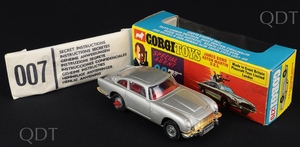 Corgi toys 270 james bond aston martin cc95