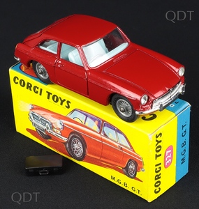 Corgi toys 327 mgb gt n407